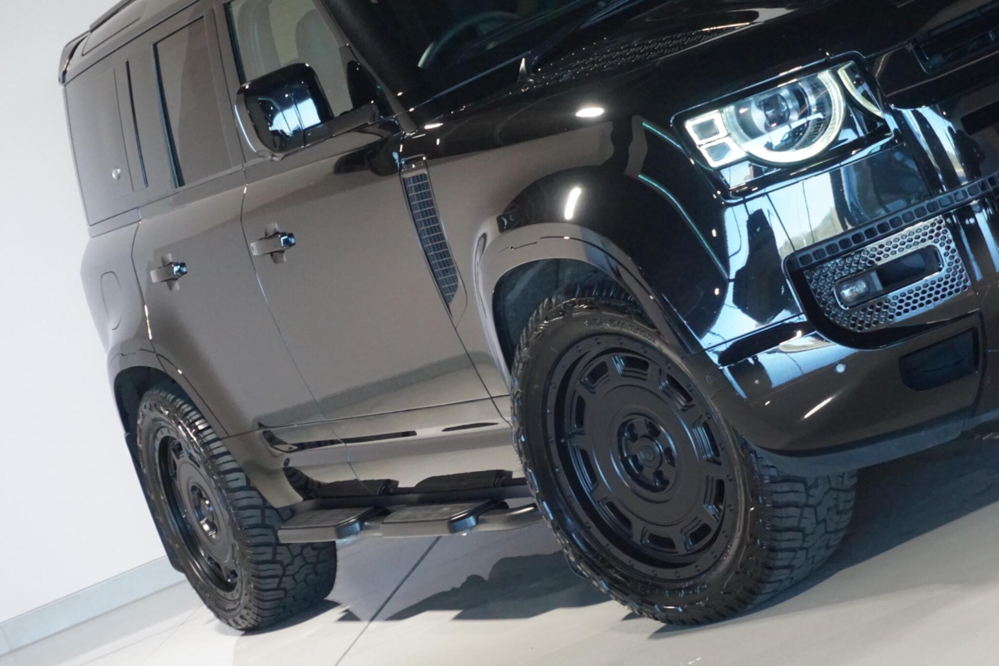 Land Rover Defender 110 2.0 P400e 15.4kWh X-Dynamic S SUV 5dr Petrol Plug-in Hybrid Auto 4WD Euro 6 (s/s) (404 ps)